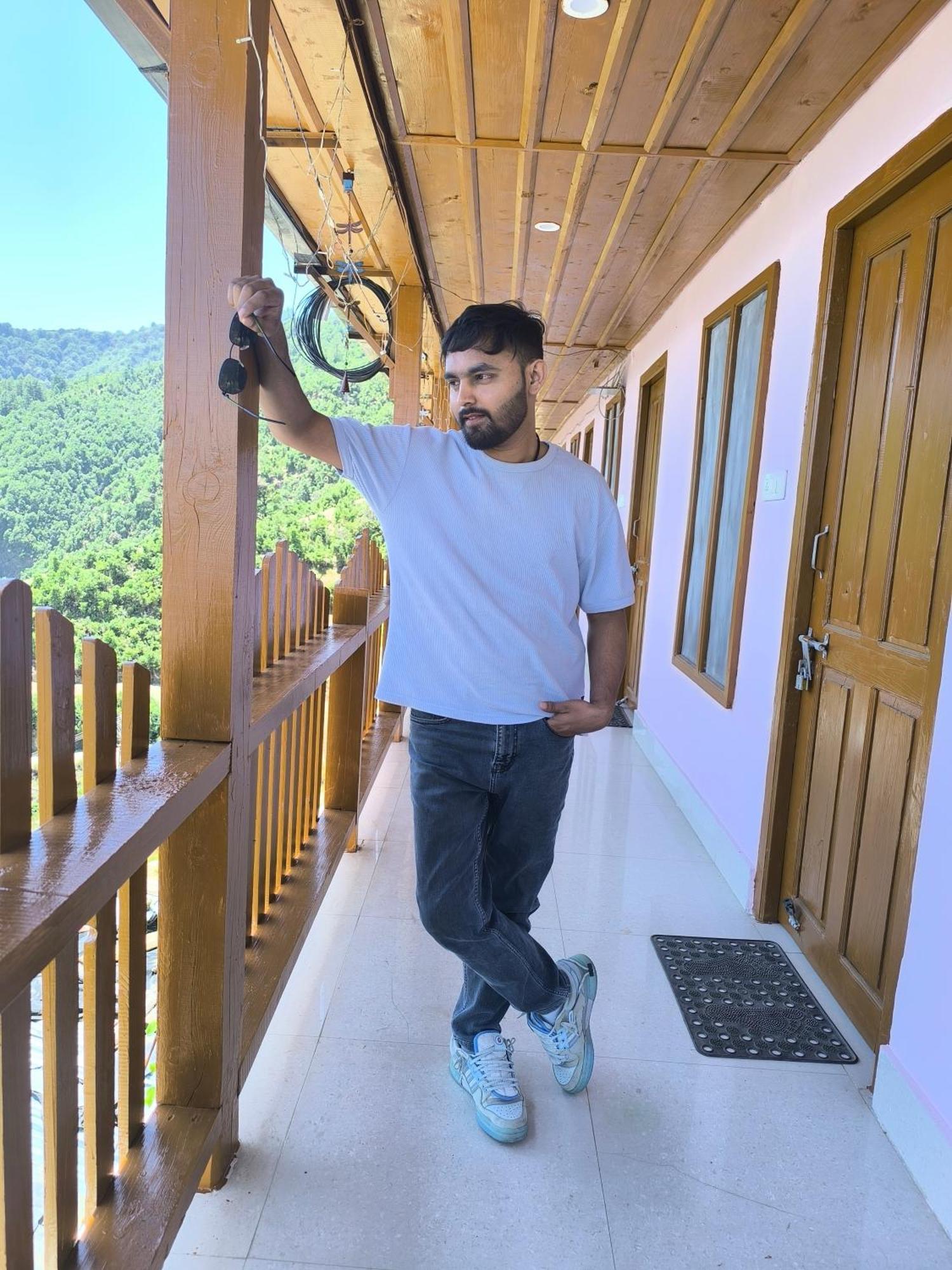 Veda Inn Chakrata Exterior foto